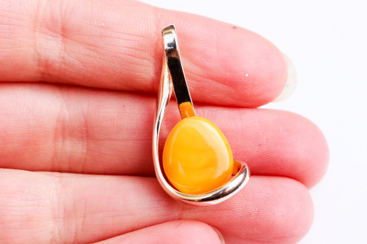Baltic Amber Pendant Yolk Butterscotch Natural Unisex Jewelry1.18" 3 gram