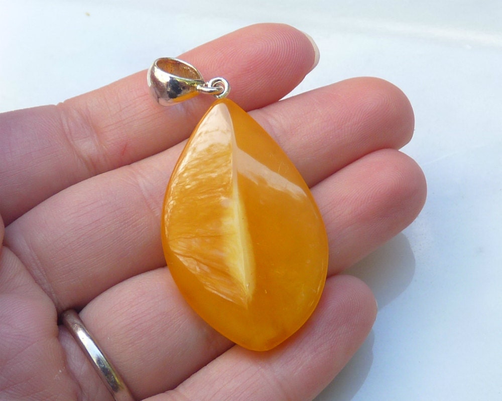 Baltic Amber Pendant Antique Butterscotch Yolk Faceted Unisex Jewelry 2.16" 4.9 gram 925 Silver