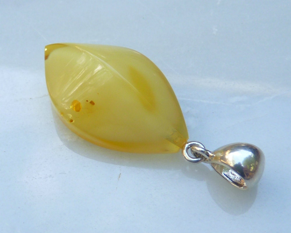 Baltic Amber Pendant Yellow Faceted Jewelry Cloudy 1.57" 2.9 gram 925 Silver