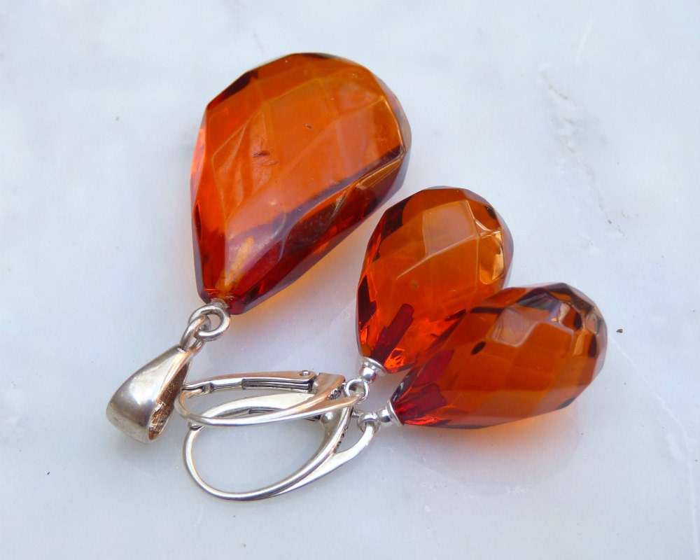 Baltic Amber Jewelry Set Cherry Faceted Pendant and Earrings Natural Drop 9.6 gram 925 Silver