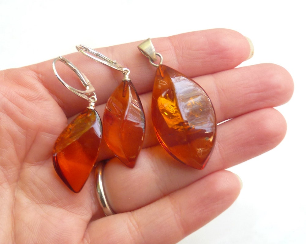 Baltic Amber Jewelry Set Cognac Earrings and Pendant Faceted Carved 7.7 gram 925 Silver