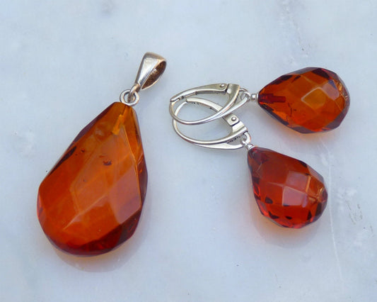 Baltic Amber Jewelry Set Cherry Faceted Pendant and Earrings Natural Drop 9.6 gram 925 Silver