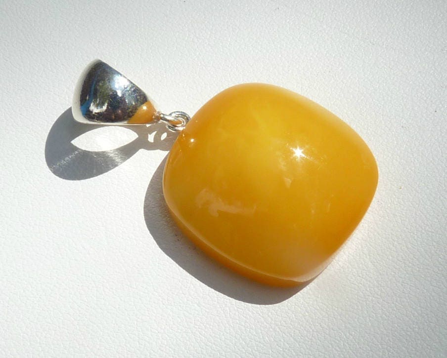 Baltic Amber Pendant Antique Butterscotch Cushion Yolk Natural Unisex 1.65" 6.5 gram 925 Silver