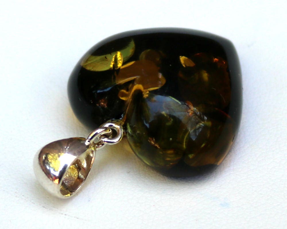 Baltic Amber Heart Pendant Green Sparkling Jewelry 1.43" 5 gram 925 Silver