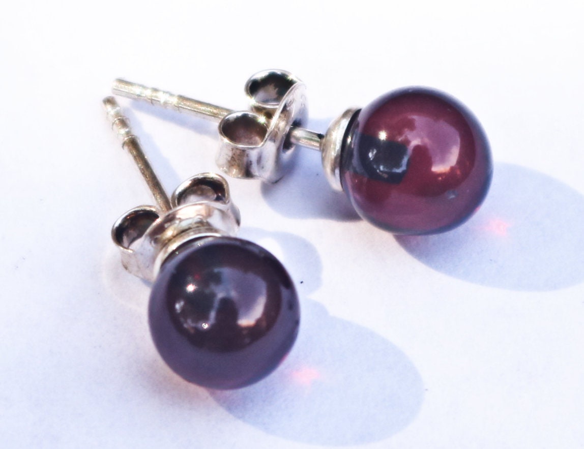 Baltic Amber Stud Earrings Ball Cherry Natural Unisex Jewelry 7 mm 925 Silver