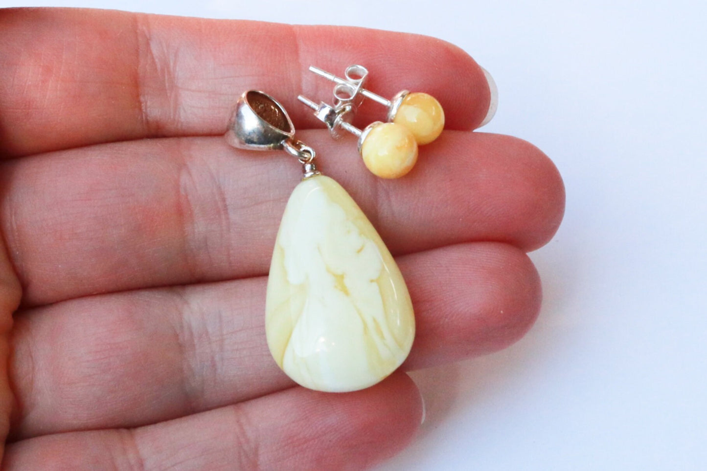 Baltic Amber Jewelry Set White Earrings and Pendant Milky Natural Butterscotch 4 gram 925 Silver