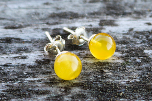 Baltic Amber Earrings Studs Ball Yellow Lemon Natural 6.5 mm 925 silver