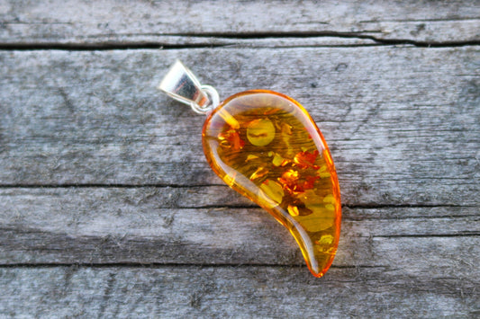 Baltic Amber Pendant Sparkling Honey Fang Natural Unisex 1.3" 1.6 gram 925 Silver