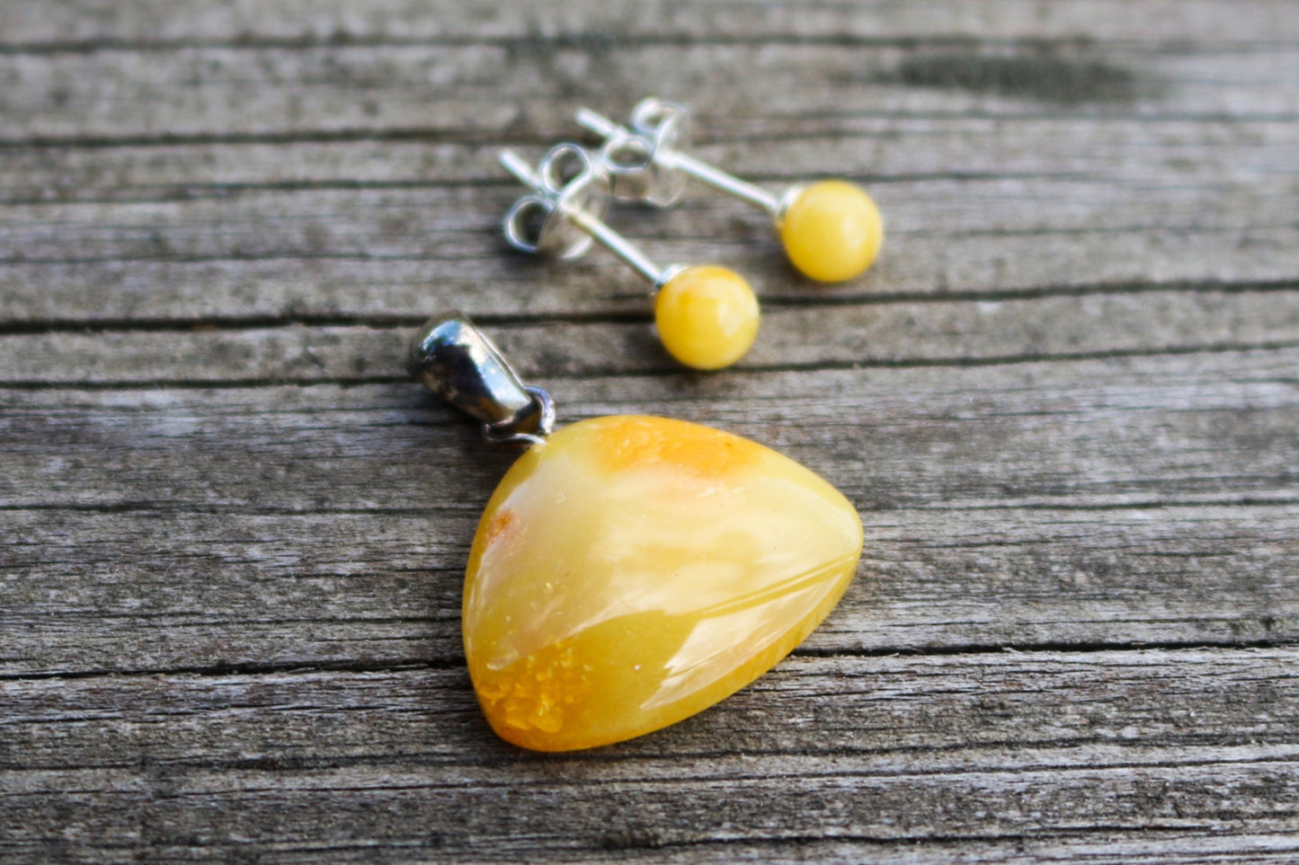 Baltic Amber Jewelry Set Pendant Earrings Butterscotch Natural 925 Silver 2.2 gram