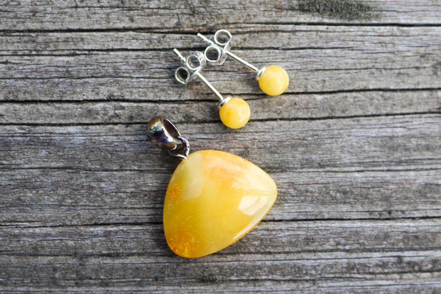 Baltic Amber Jewelry Set Pendant Earrings Butterscotch Natural 925 Silver 2.2 gram