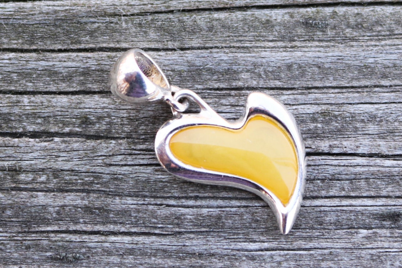 Baltic Amber Heart Pendant Butterscotch Charm Natural Untreated Jewelry 1.2″ 925 Silver