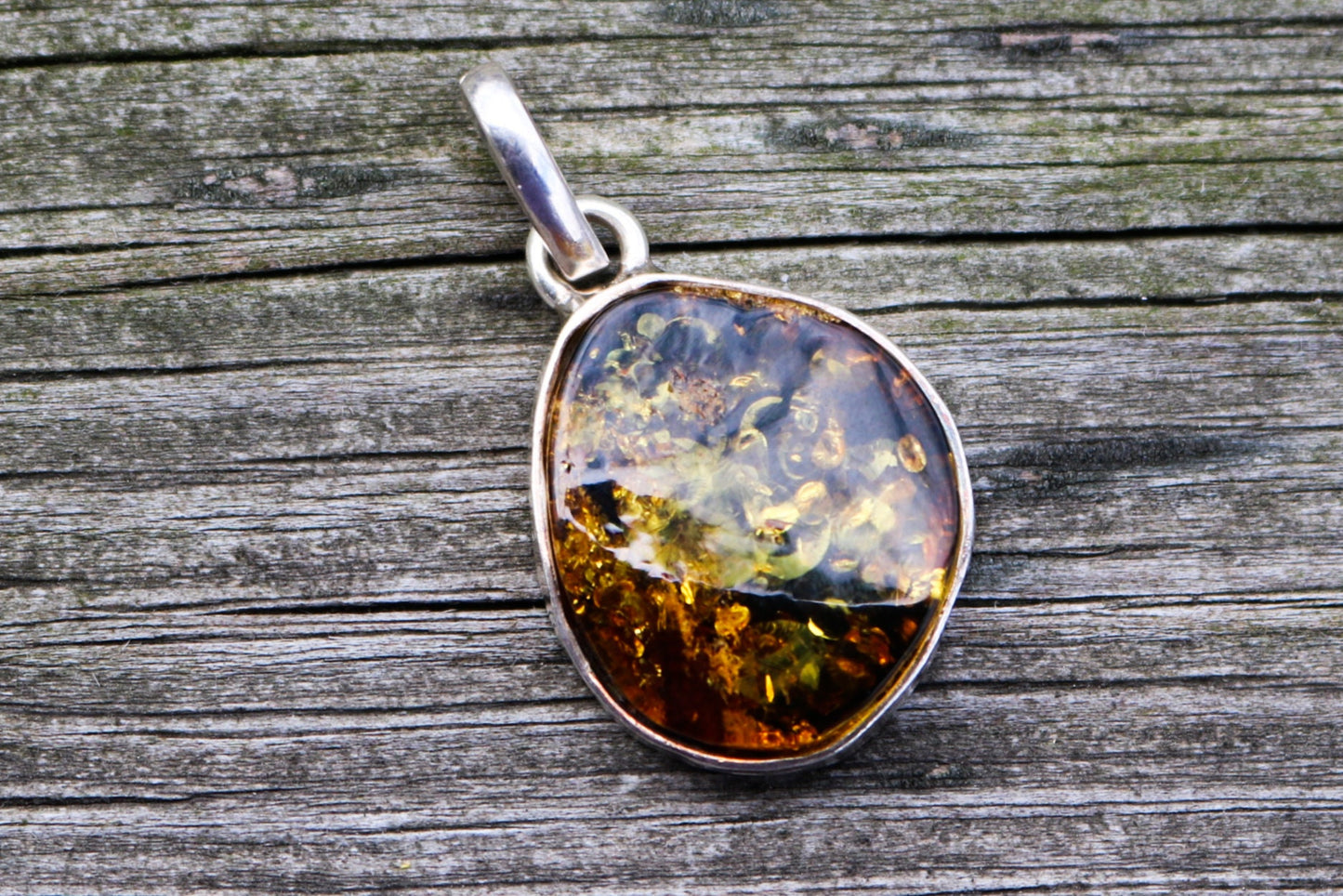 Baltic Amber Pendant Green Sparkling Unisex Jewelry 1.7" 9 gram 925 Silver