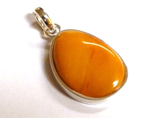 Baltic Amber Pendant Antique Butterscotch Unisex Drop Yolk 1.57" 6.5 gram